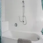 *Schöne 2-Z.-Wohnung mit Badewanne und Okerblick* Apartment *