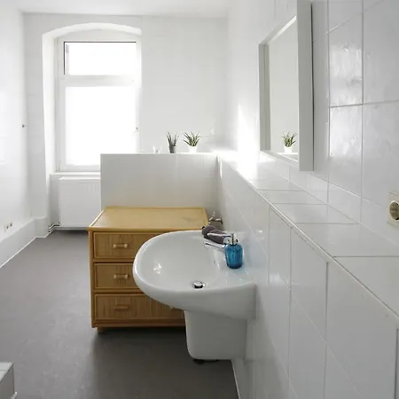 公寓 *Schoene 2-Z.-Wohnung Mit Badewanne Und Okerblick*